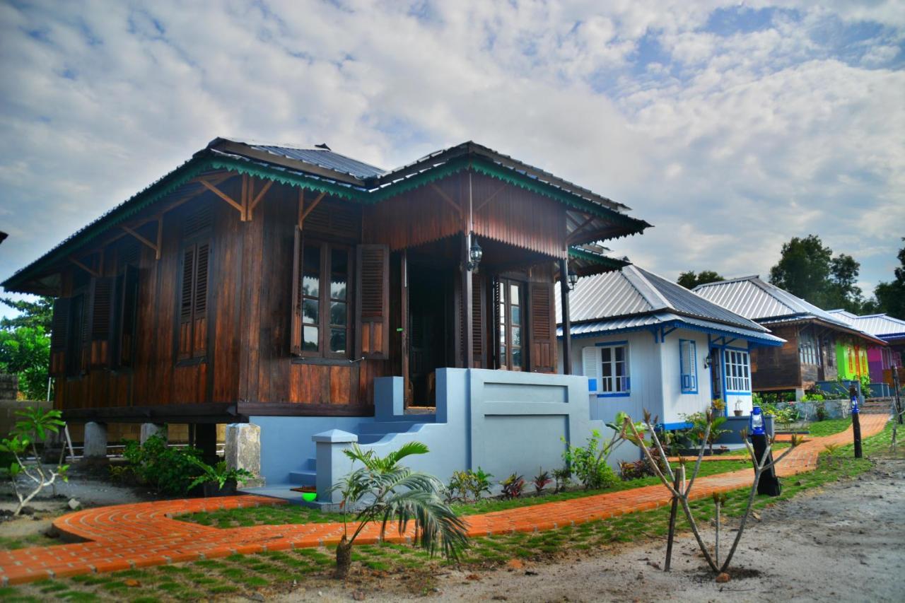 Rock And Wreck Dive Resort Tanjungbinga Esterno foto