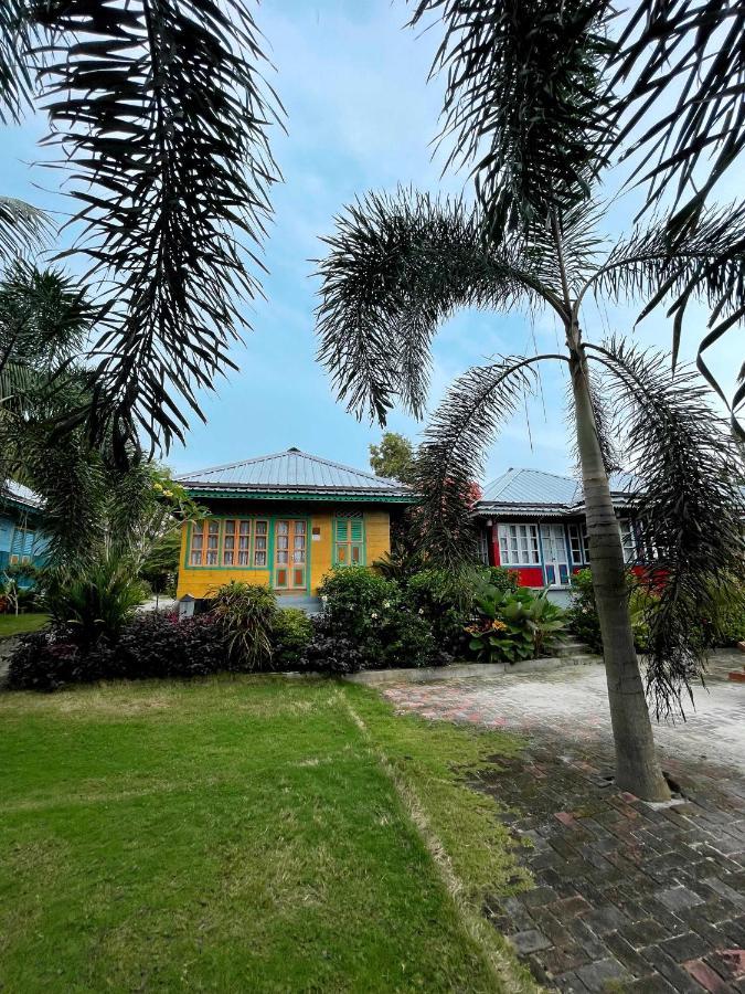 Rock And Wreck Dive Resort Tanjungbinga Esterno foto